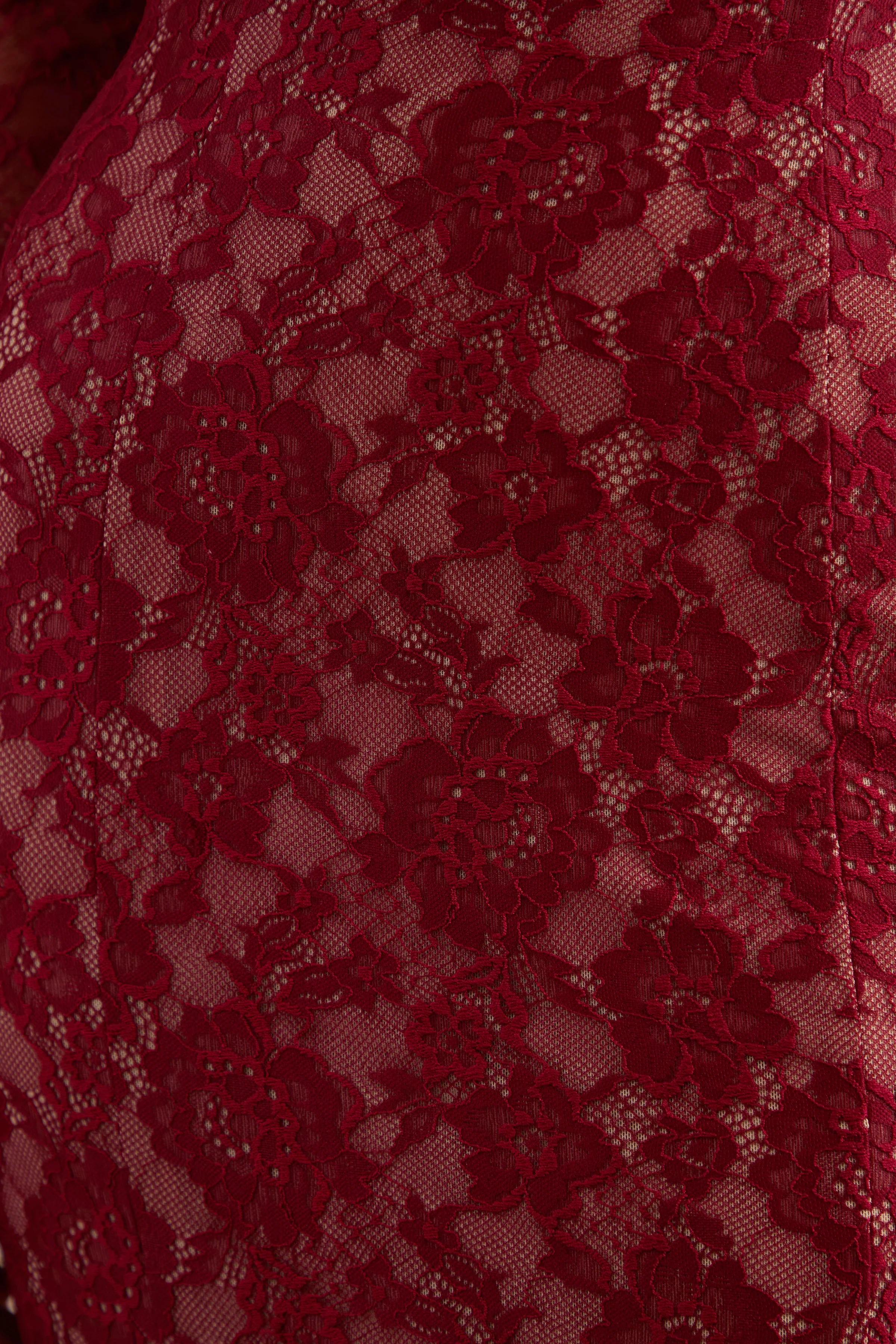 Mirellia | Dark Red Lace Sweetheart-Neck Maxi Dress