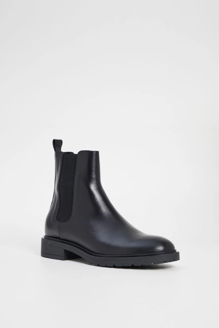 Ankle boots with elastic - BLACK