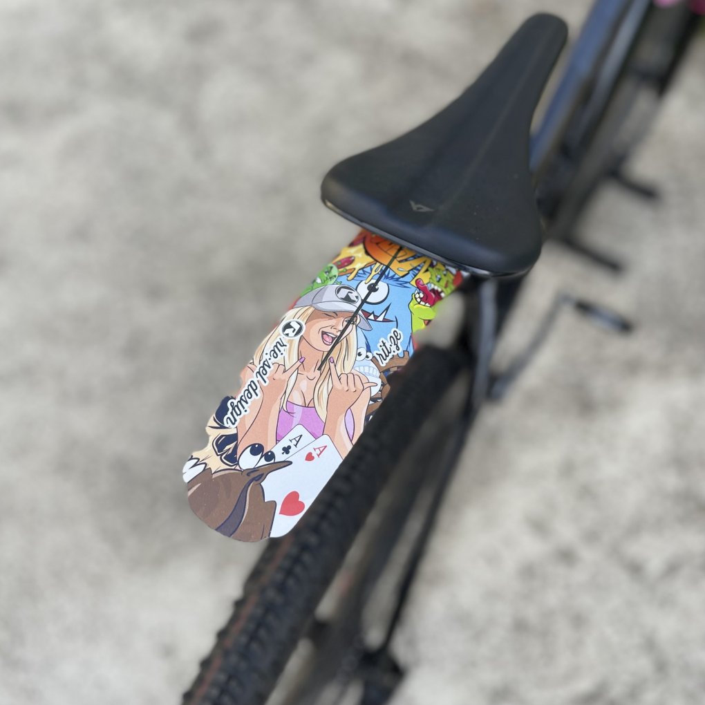 rie:sel design rit:ze Fender - stickerbomb eyecatcher