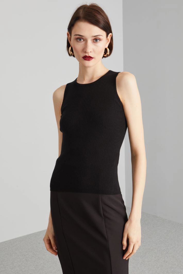 Silk and wool yarn top - BLACK