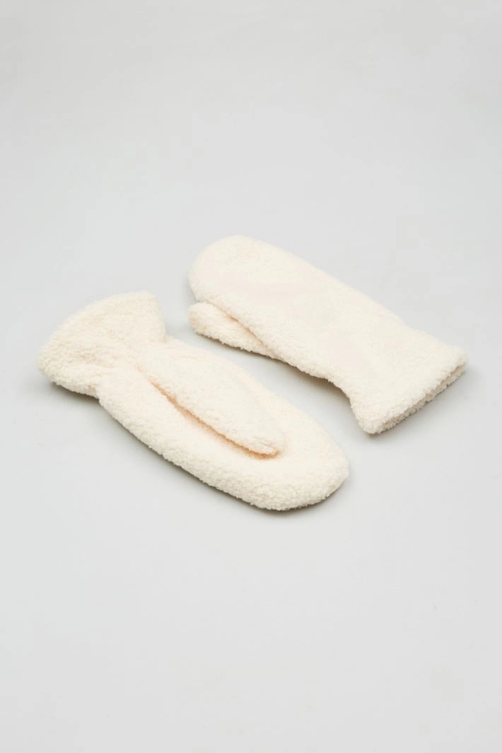 Bouclé mittens - MILK