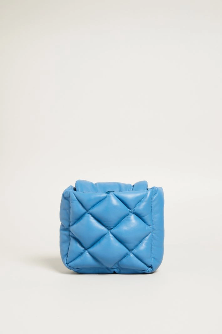 Padded and quilted crossbody bag - LIGHT BLUE