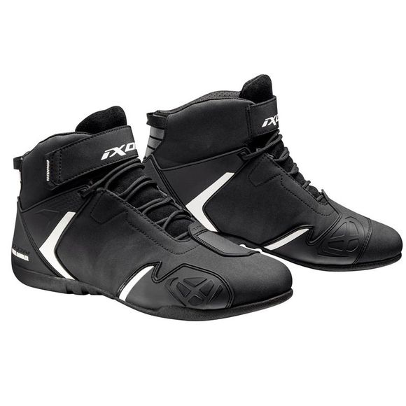 Ixon GAMBLER WP Motorcycle Riding Shoes - Black / WhiteRef: IX1448