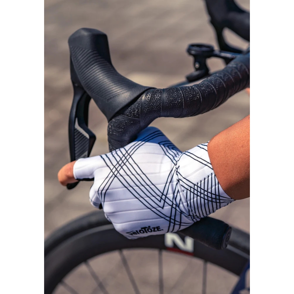 veloToze Aero Cycling Gloves - White