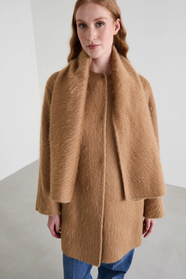 Alpaca coat with scarf - CAMEL