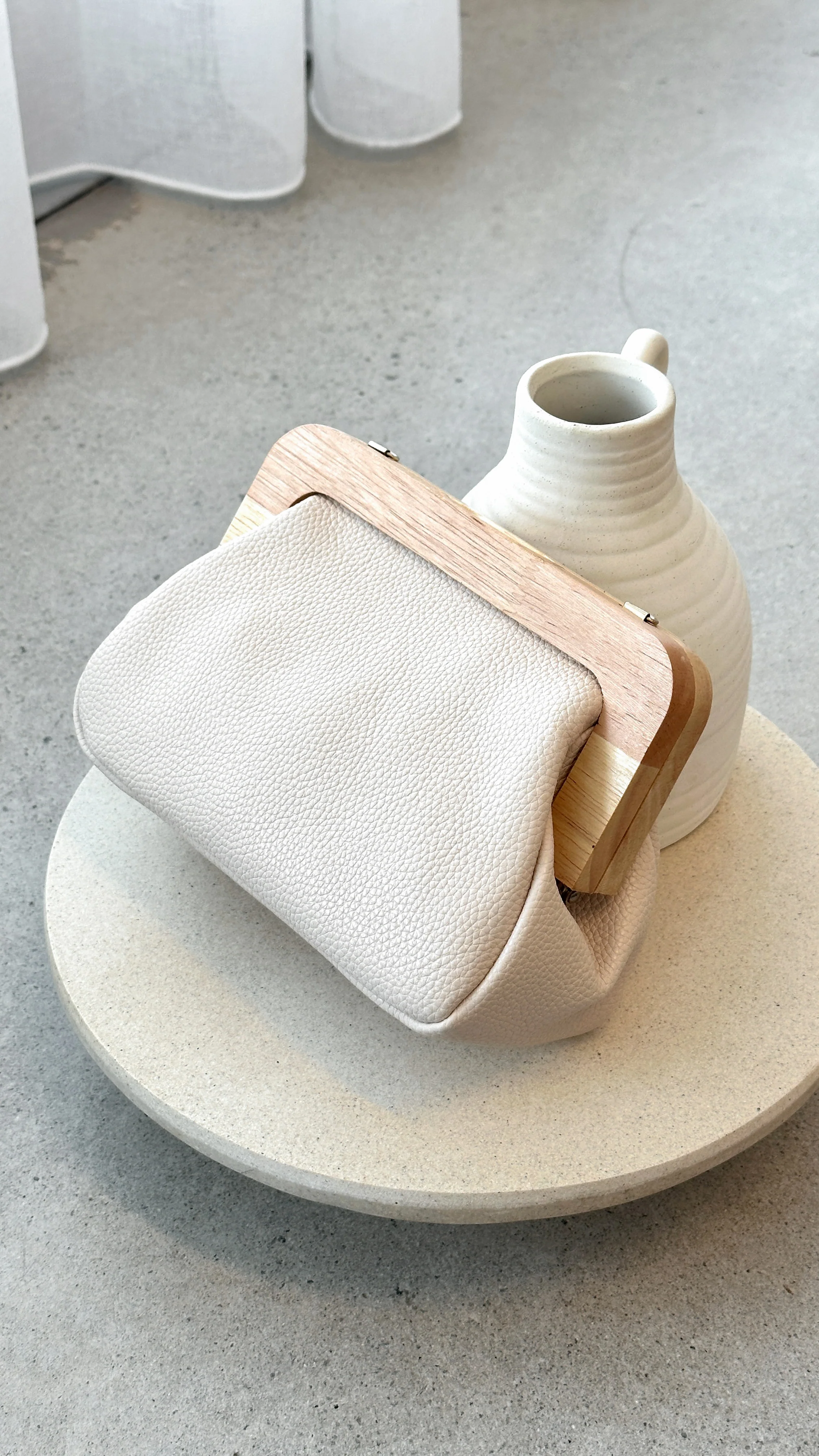 Kimmi Timber Frame Clutch - Nude