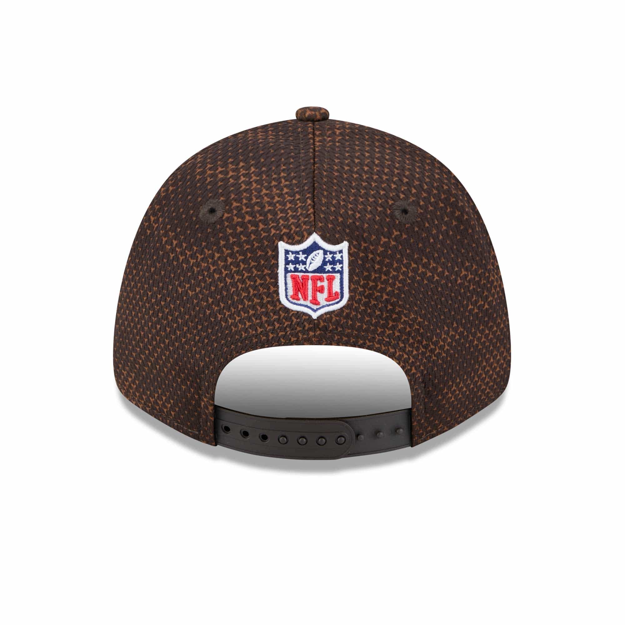 Cleveland Browns 2024 NFL Sideline New Era Stretch-Snap 9FORTY Cap Brown