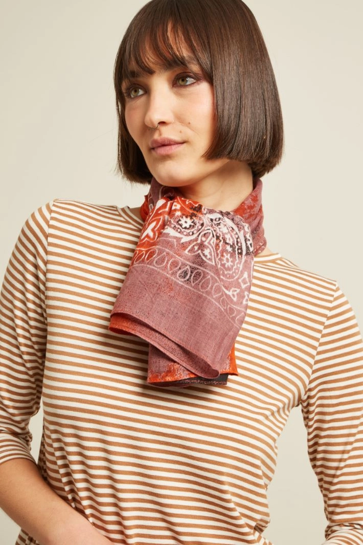 Viscose foulard - RED PURPLE BLACK CLAY