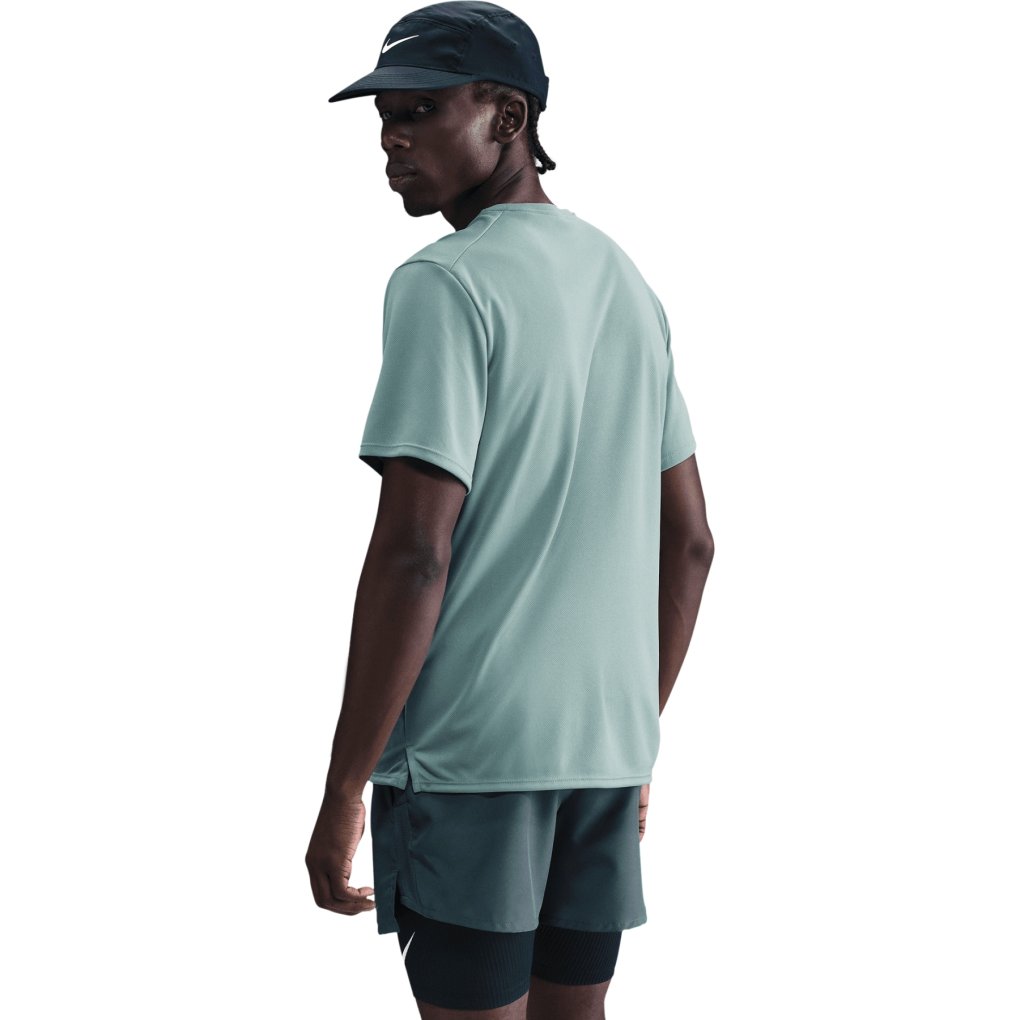 Nike Dri-FIT UV Miler Short-Sleeve Running Top Men - cannon/reflective silver DV9315-017