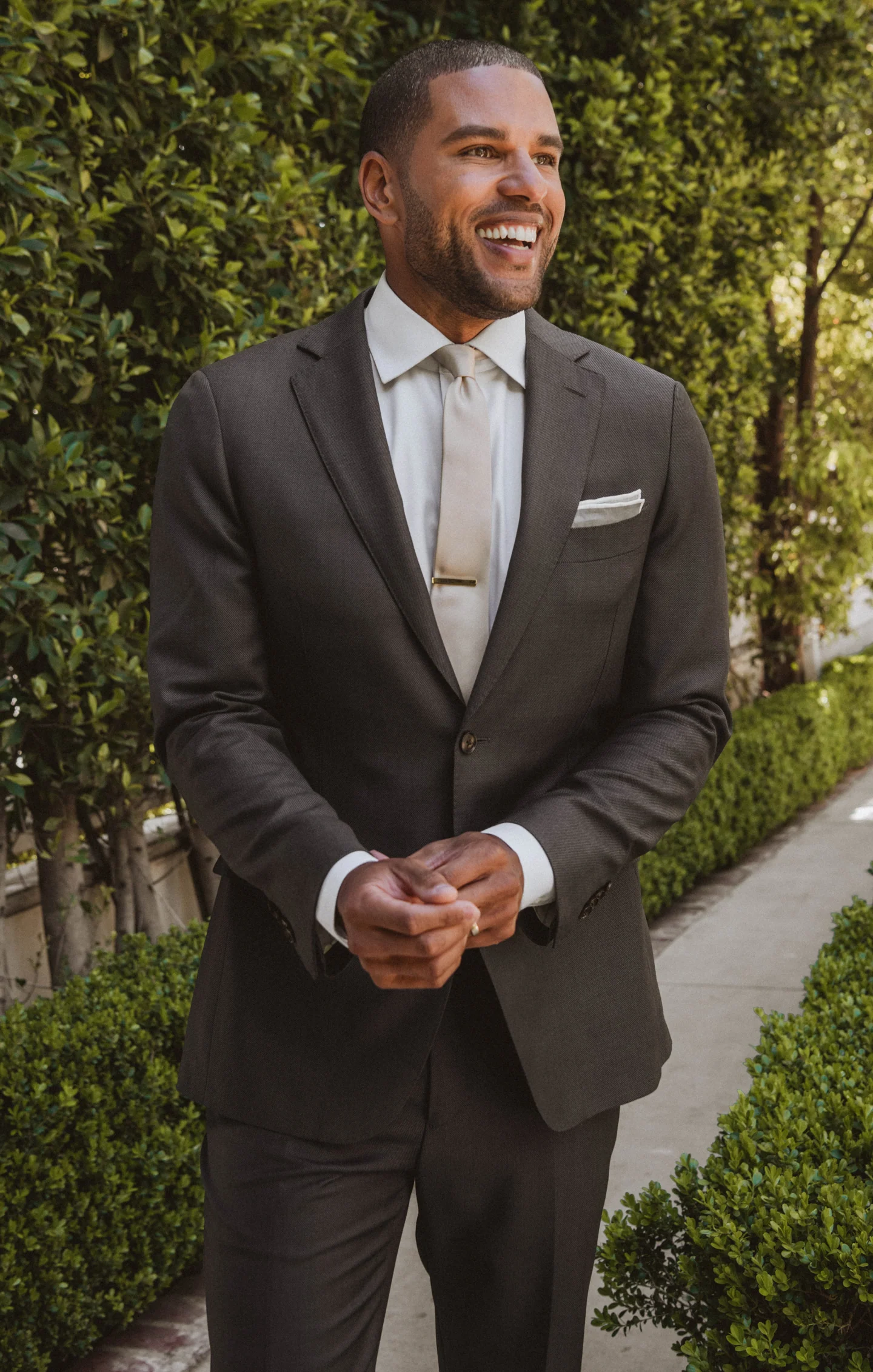Nico Neck Tie ~ Champagne Solid