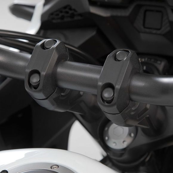 SW-MOTECH 20 MM DIAMETER 28 Universal handlebar clamp - BlackRef: LEH.00.039.24100.20
