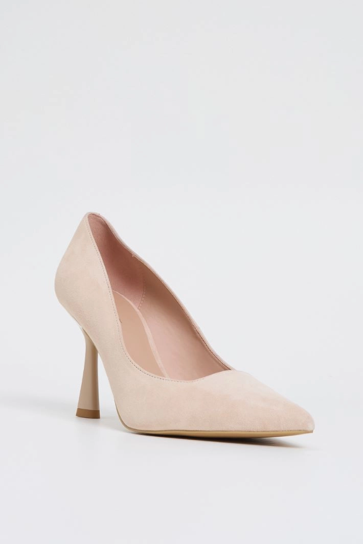 Pumps with spool heel - SAND