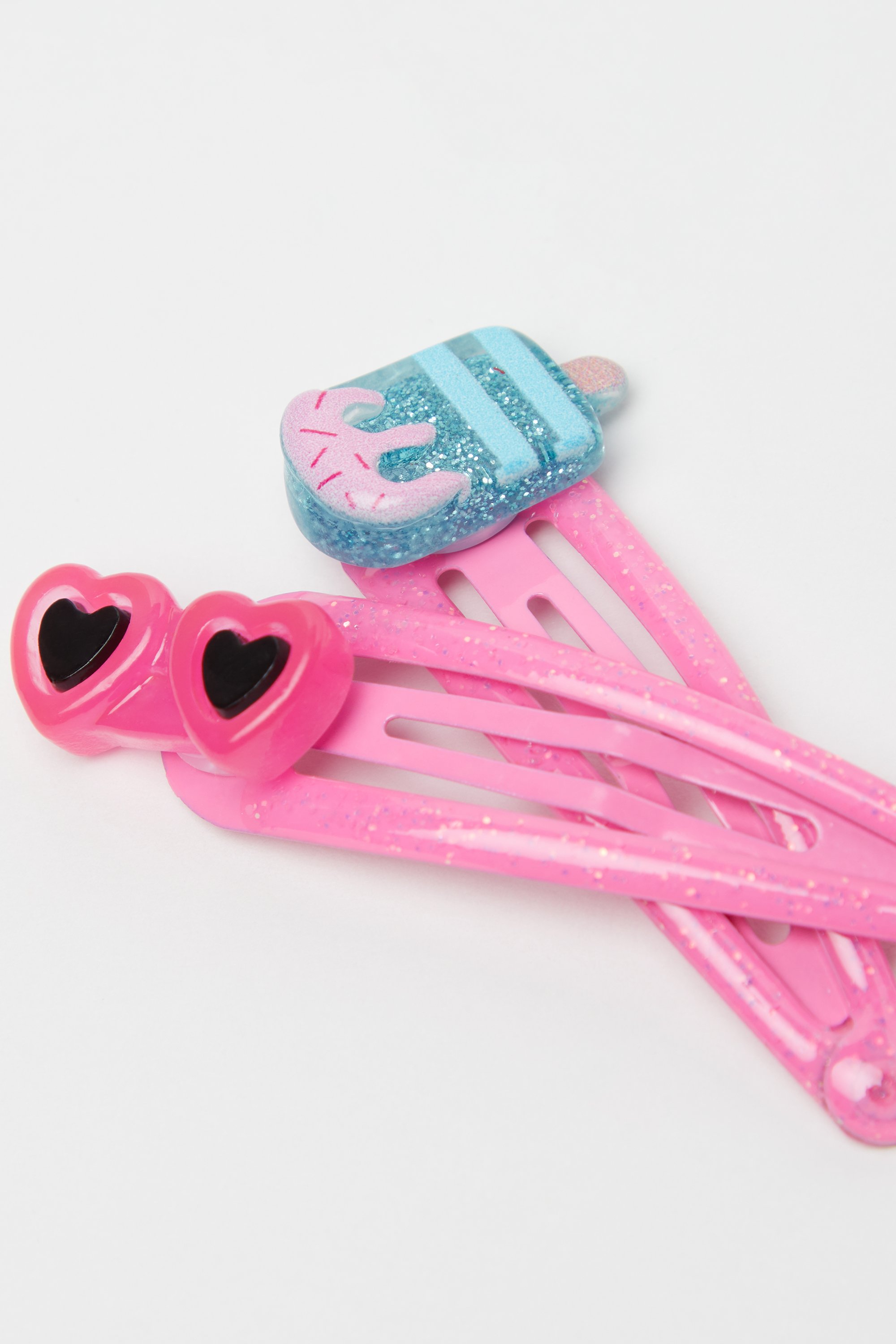 Hair Grips with Application