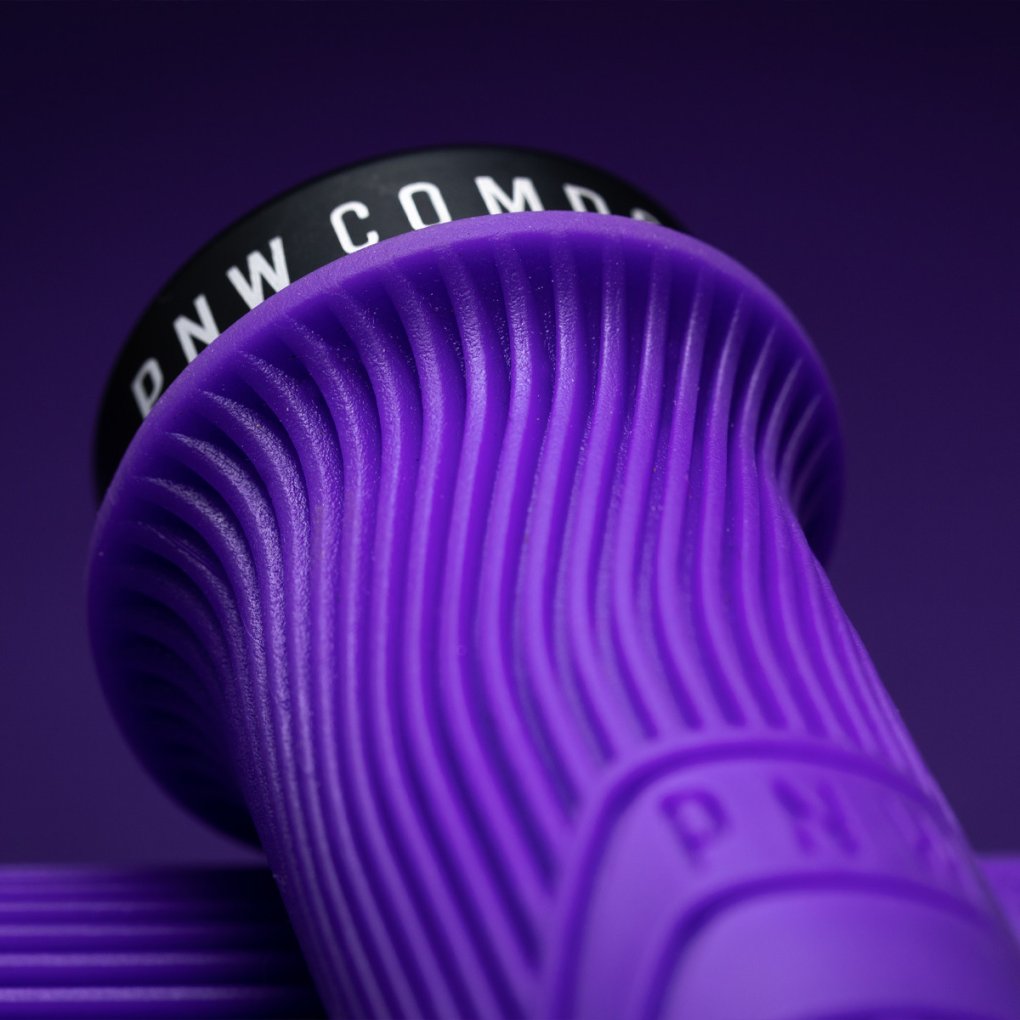 PNW Components Loam Handlebar Grips - Lock-On | XL (34mm) - fruit snacks
