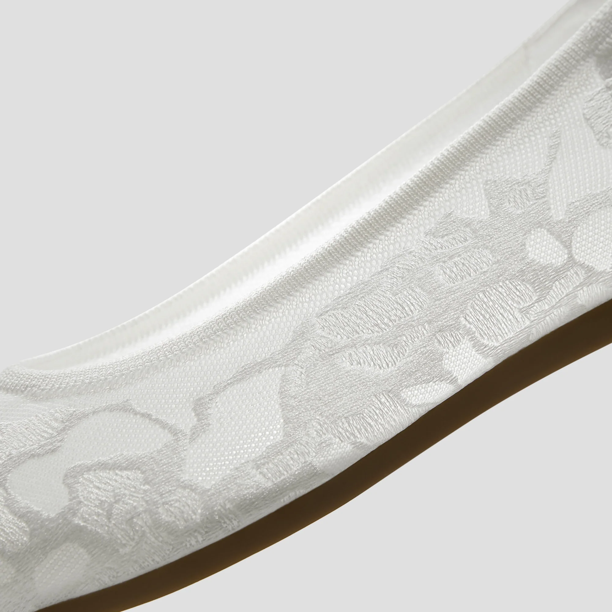 Pointed-Toe Lace Reborn™ Flats (Aria 5°)