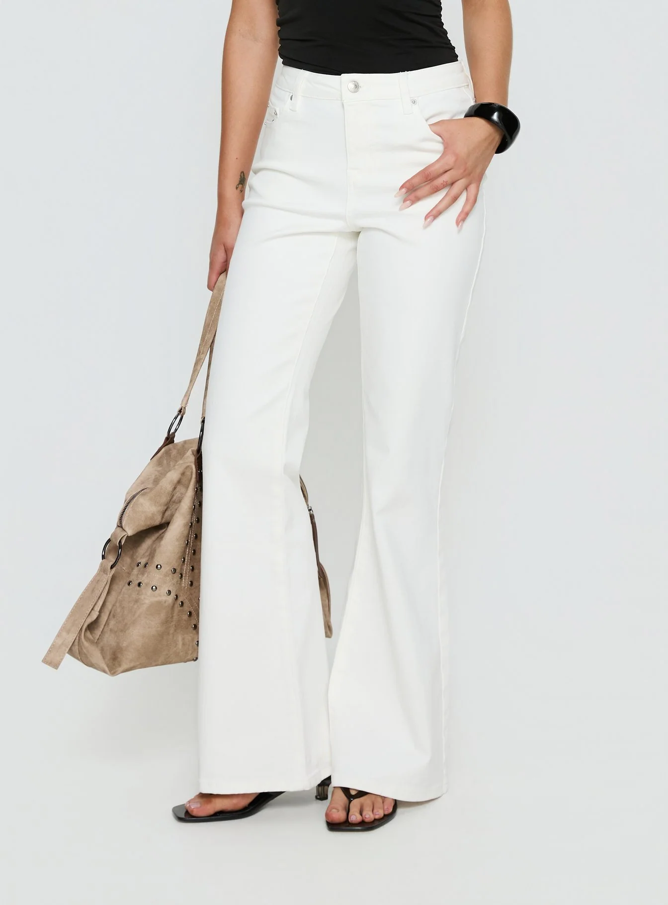 Magic Mirror Mid Rise Bootleg Jeans Ecru