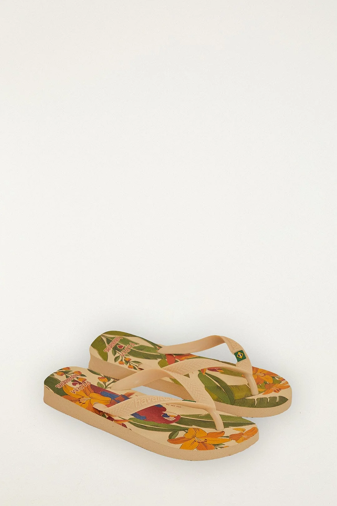 Farm Ararinhas Havaianas Sandals