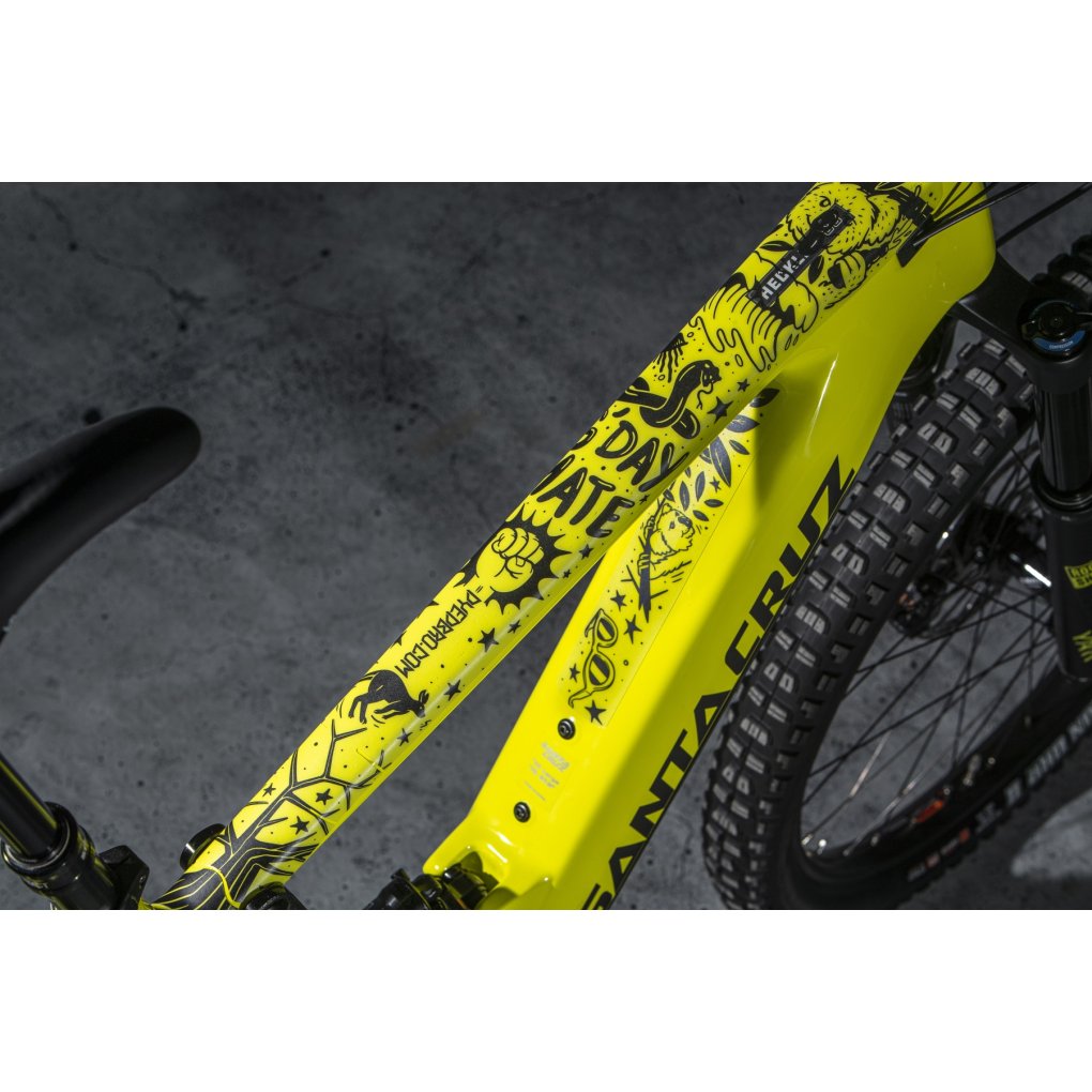 DYEDBRO Frame Protection Kit - Pray for Straya - black matte
