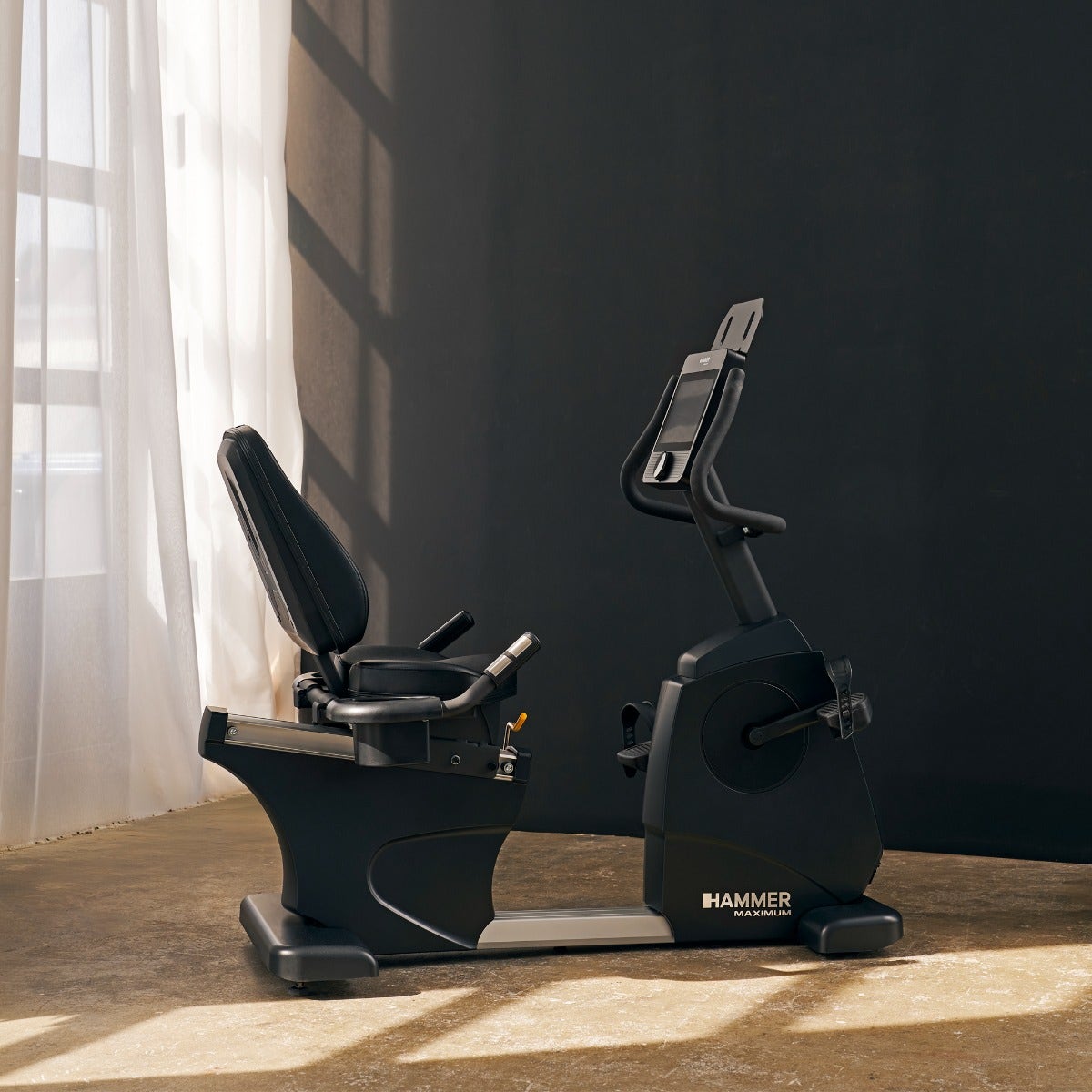 Recumbent bike RB 8000