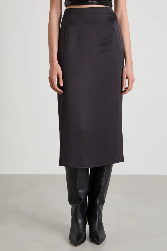 Straight satin skirt - BLACK