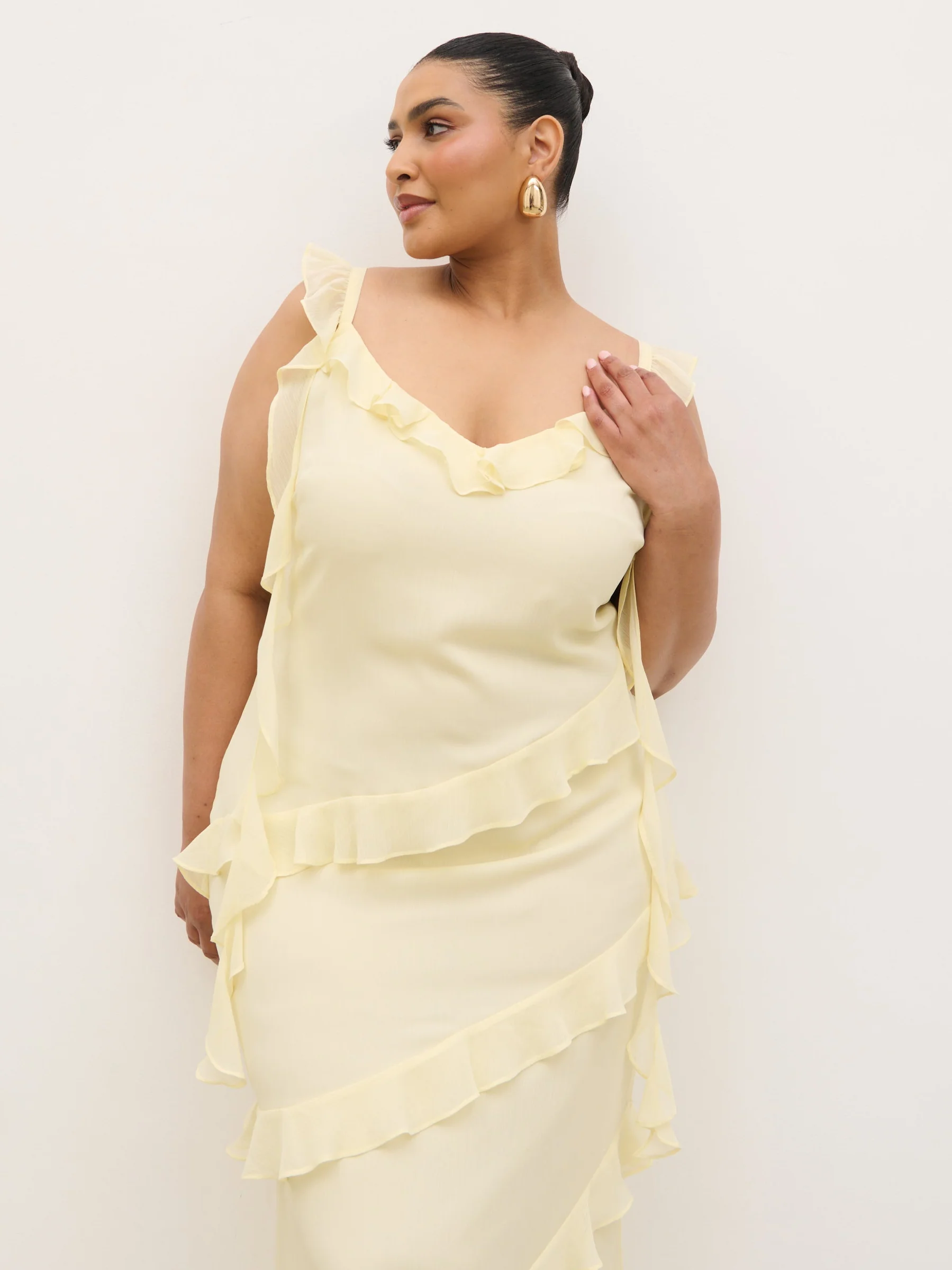 Rue Ruffle Maxi Dress Curve - Lemon