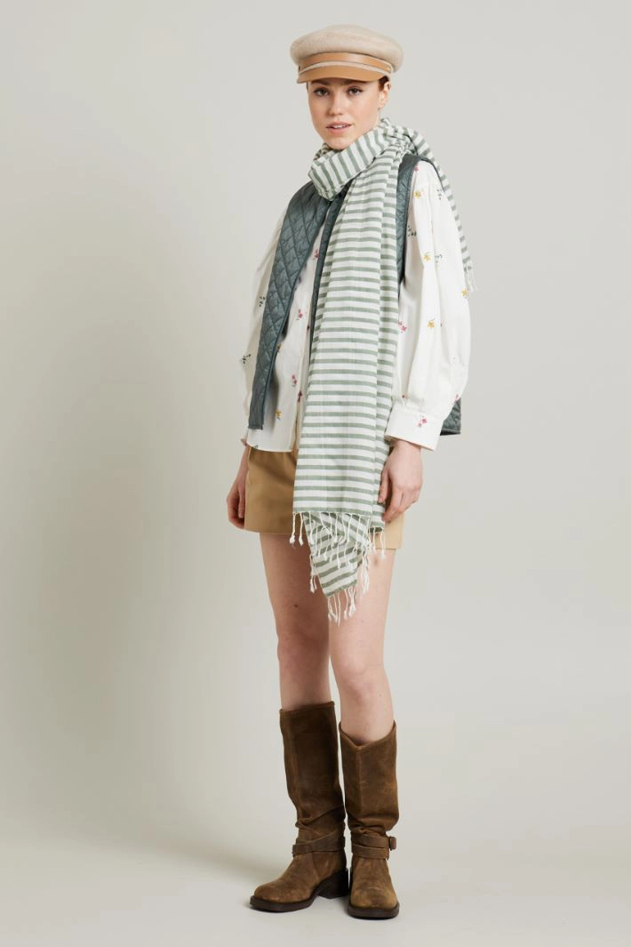 Quilted water-repellent gilet - SAGE GREEN