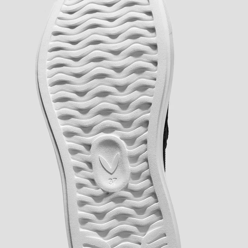 Classic Unisex Sneakers (V-Tune)