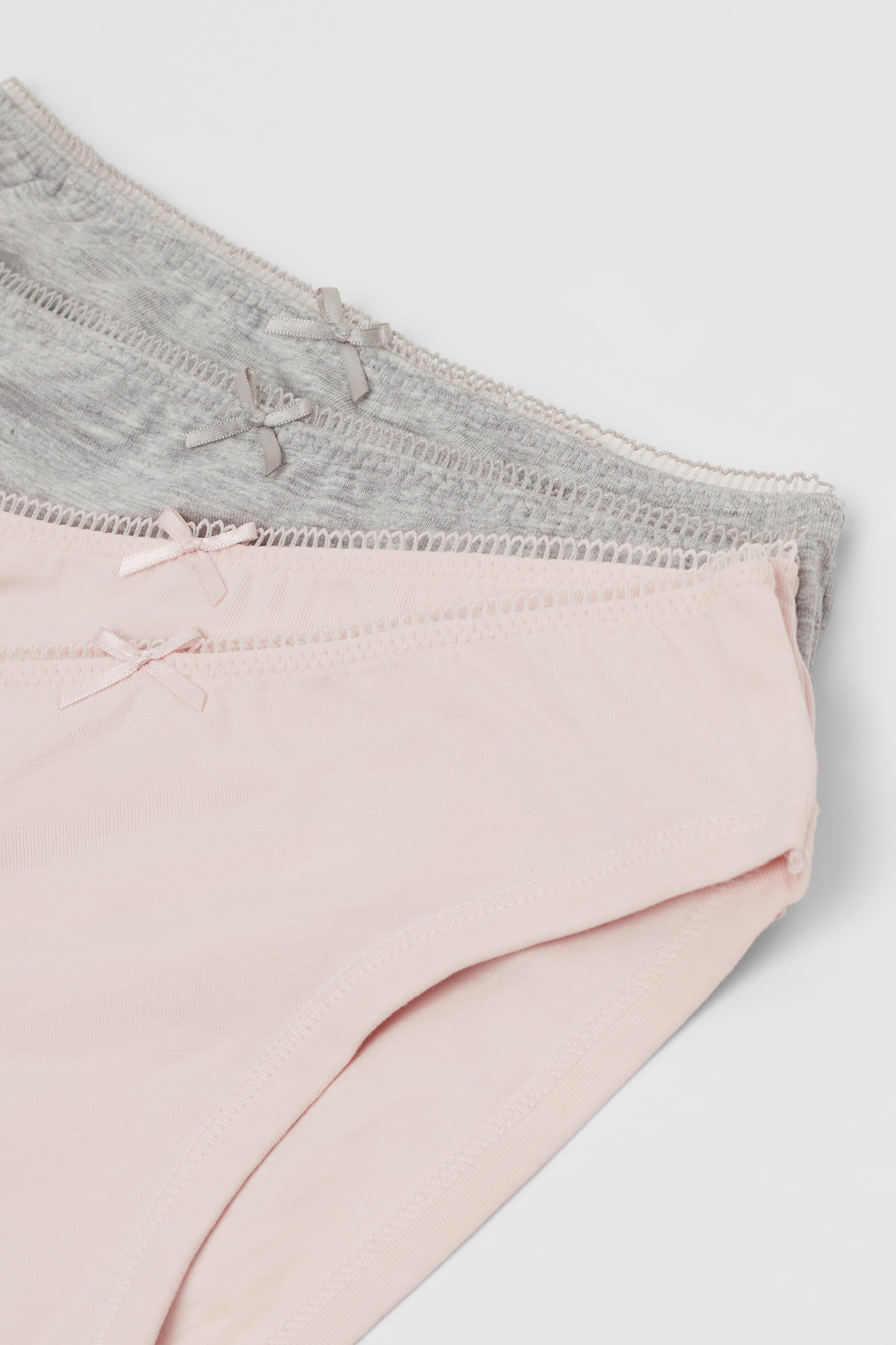 4 Pairs of Girls’ Basic Cotton Knickers