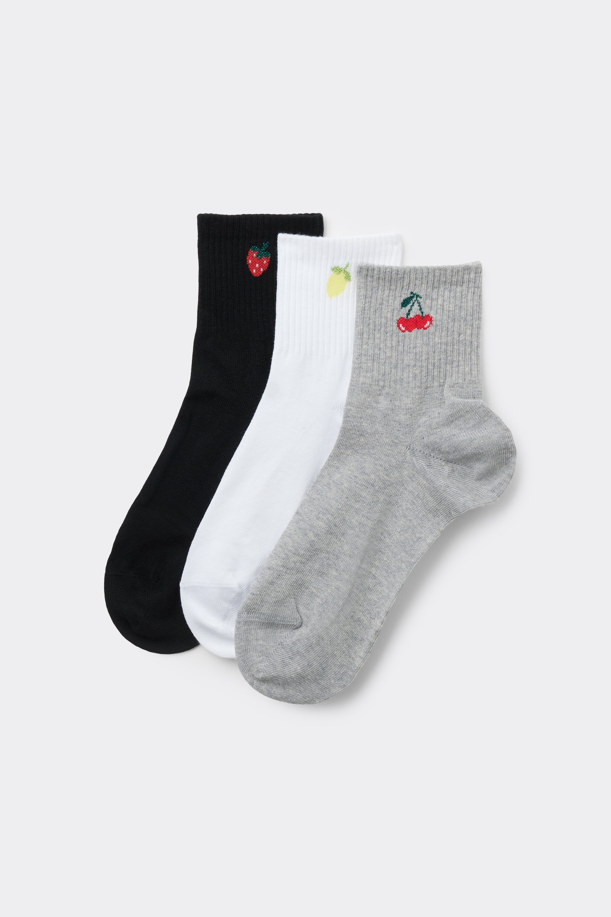 3 Pairs of Women’s Short Patterned Cotton Sports Socks