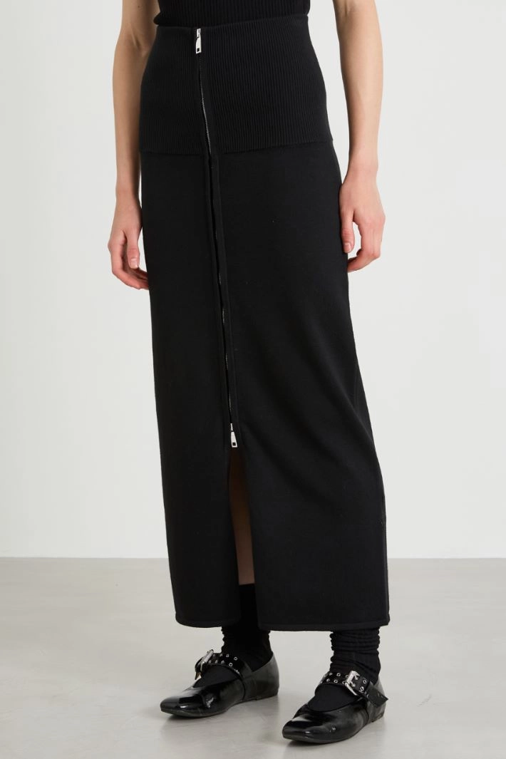 High-waisted skirt with basque - BLACK