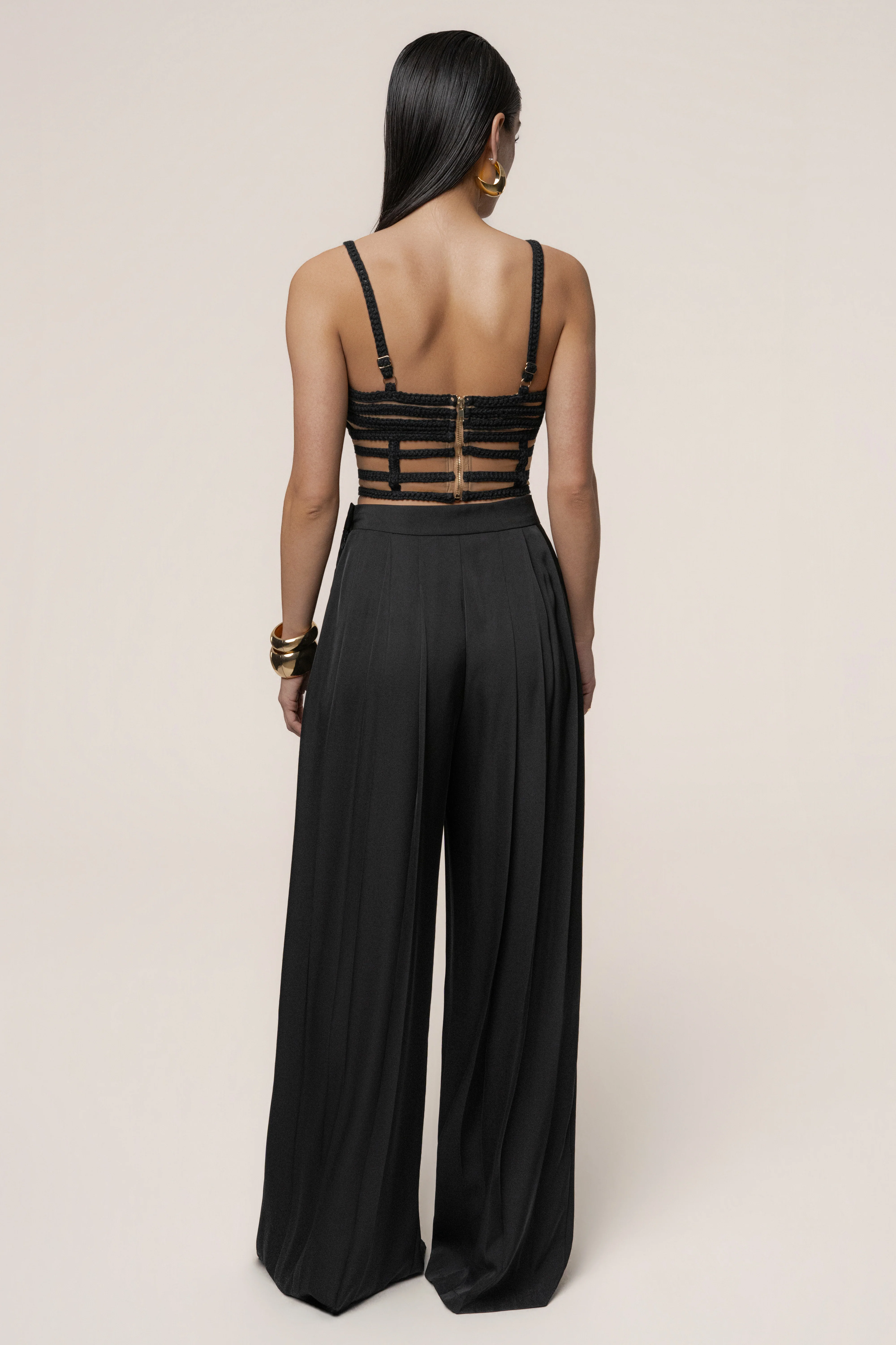 Black Serenity Bay Top