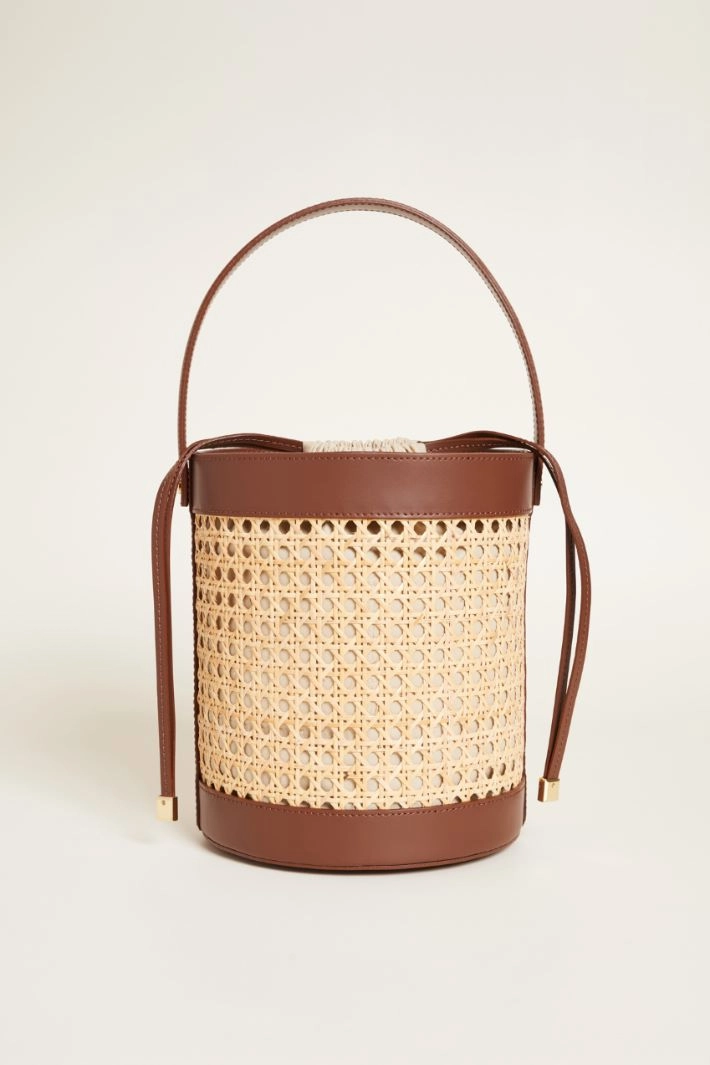 Straw bucket bag - BEIGE