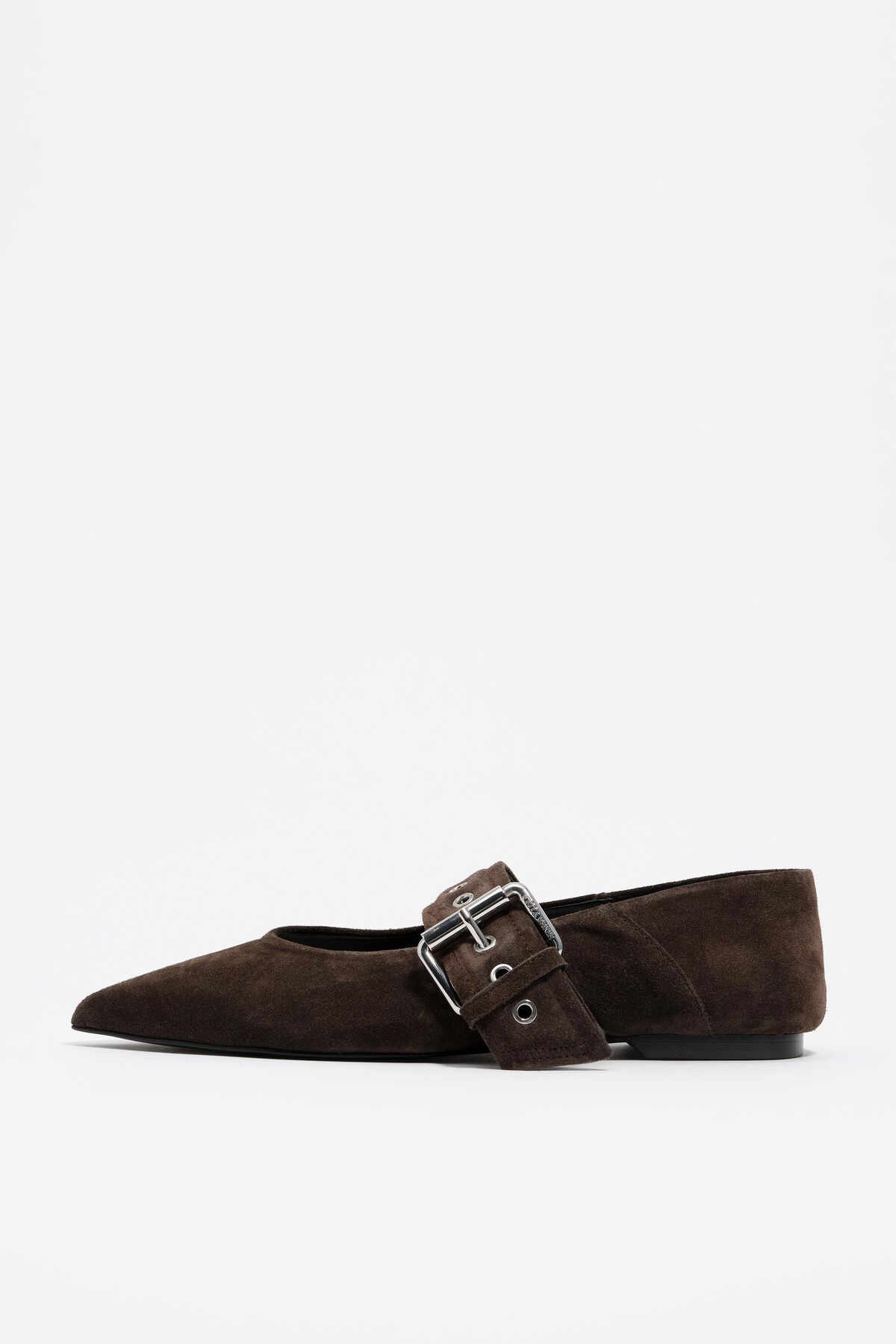 Brown suede ballerina