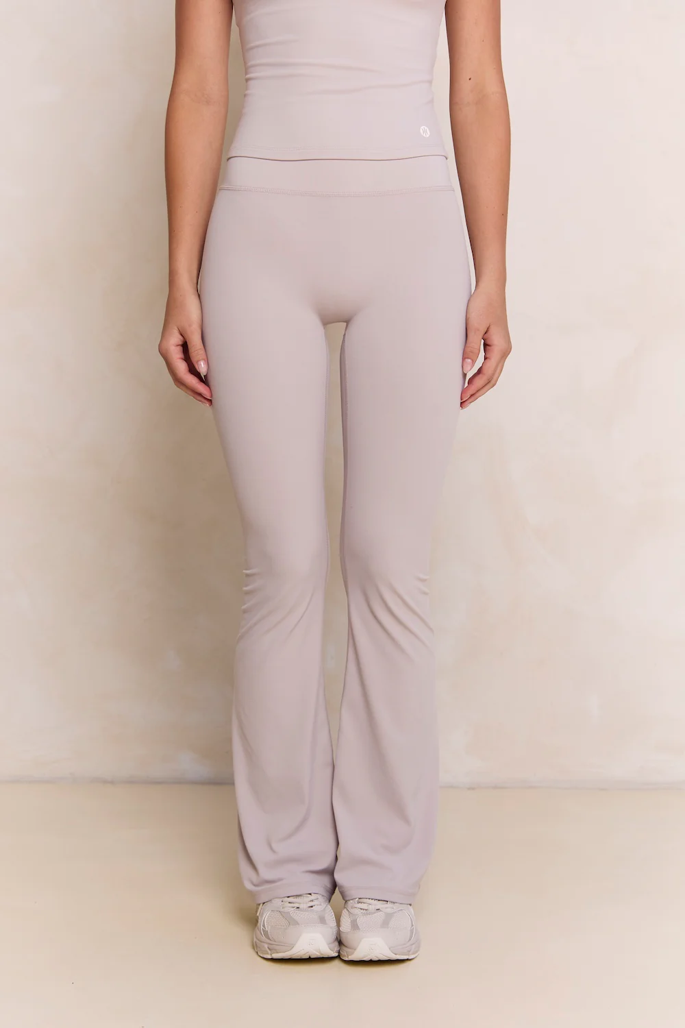 Astoria Airvíve Flare Legging - Ash Grey