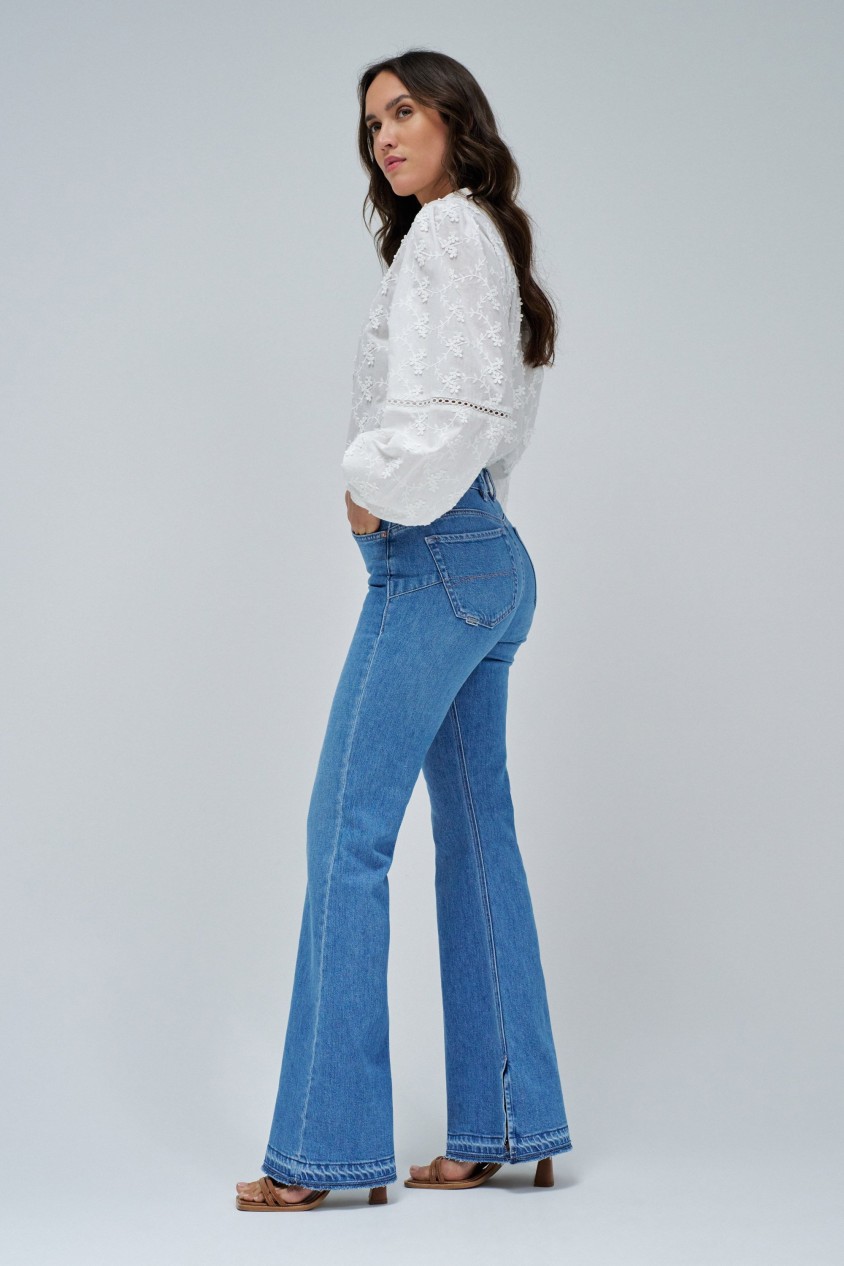 FAITH PUSH IN FLARE JEANS