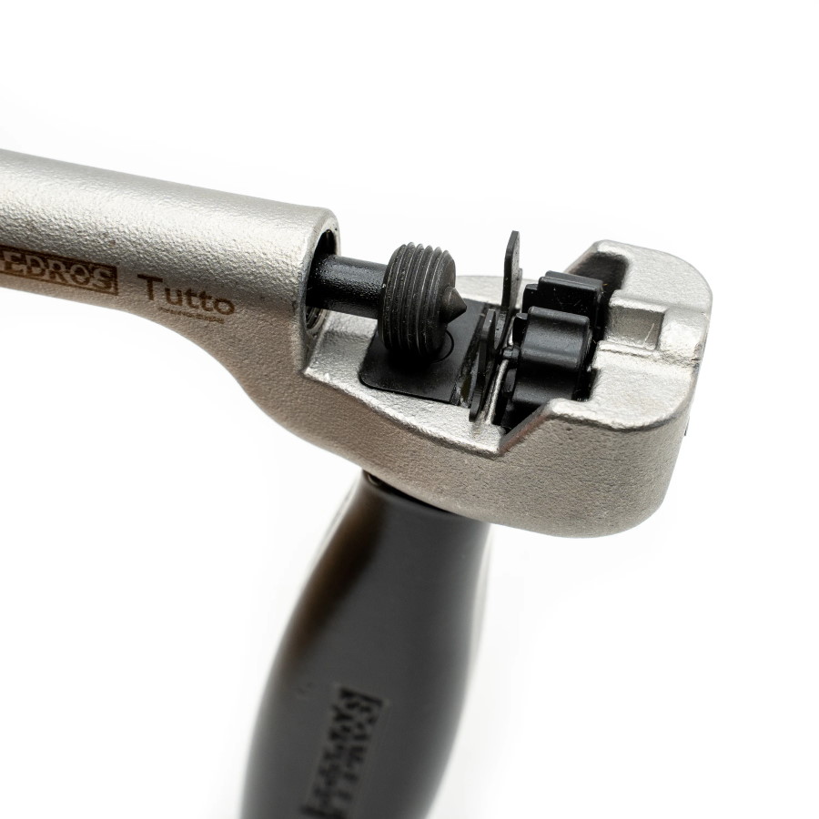 Pedro's Tutto II Multi Chain Tool