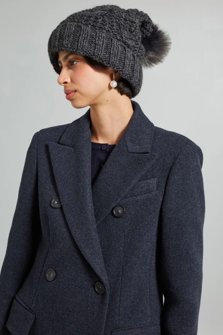 Beanie with pom pom - DARK GREY