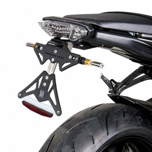 Support de plaque Barracuda Noir - NoirRef : BAR0307 / YMT9104