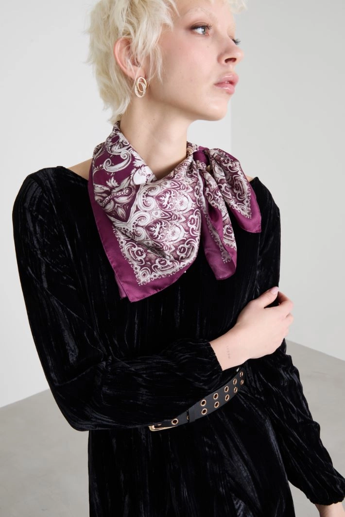 Silk twill scarf - BORDEAUX