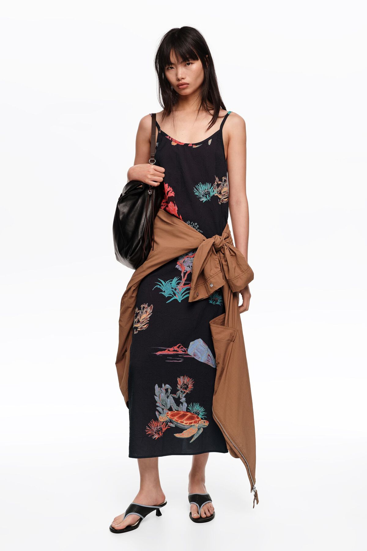 Black turtle wrinkled midi skirt