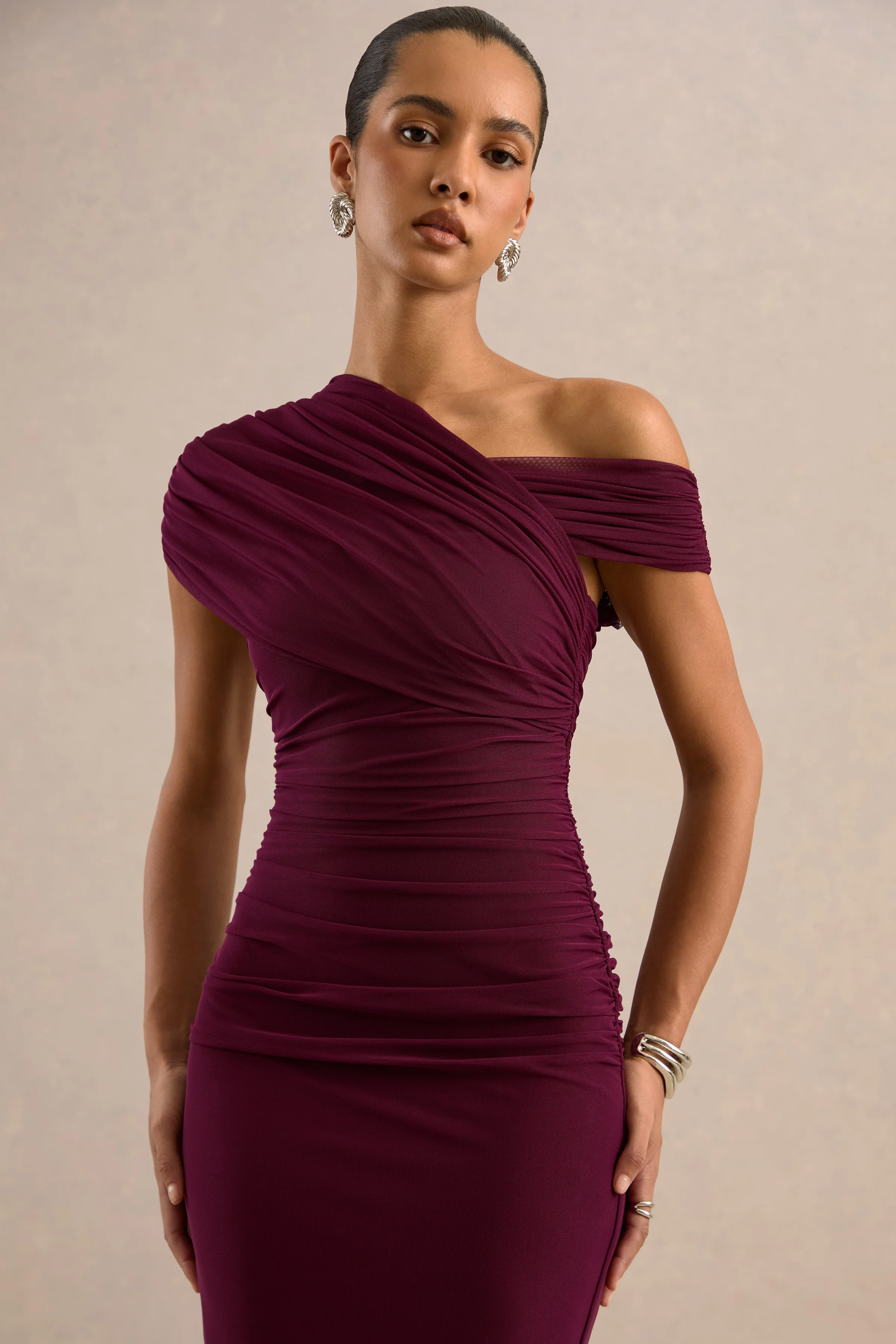 Crescentia | Burgundy Jersey One Shoulder Short Sleeve Maxi Dress With Ruching