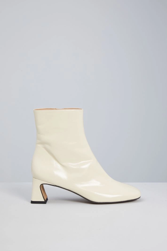 Square toe ankle boots - WHITE CREAM