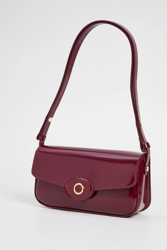 Shiny leather bag - BORDEAUX