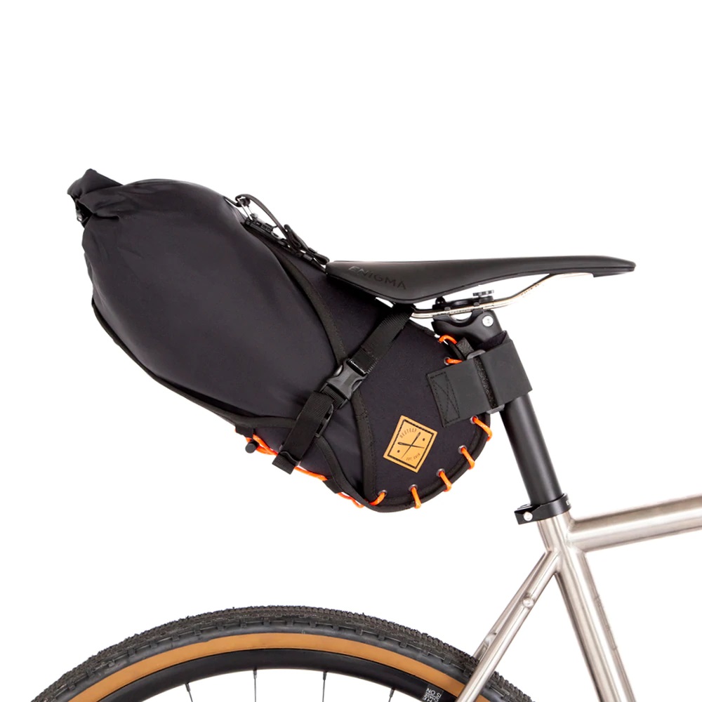 Restrap Saddle Bag - 8L - black/orange