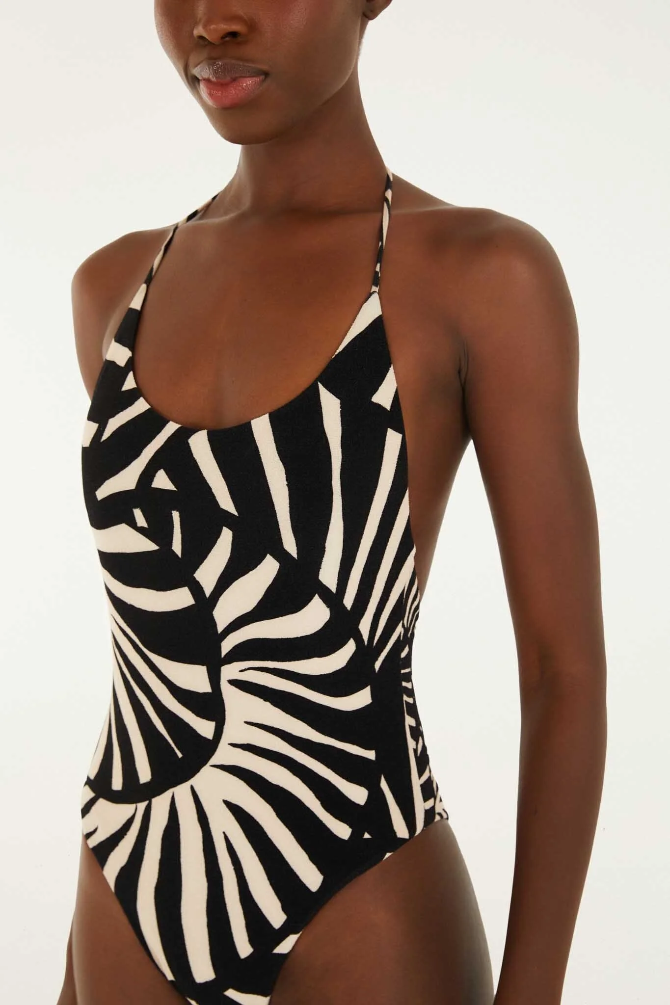 Black And White Shell Detail One Piece Swimsuit