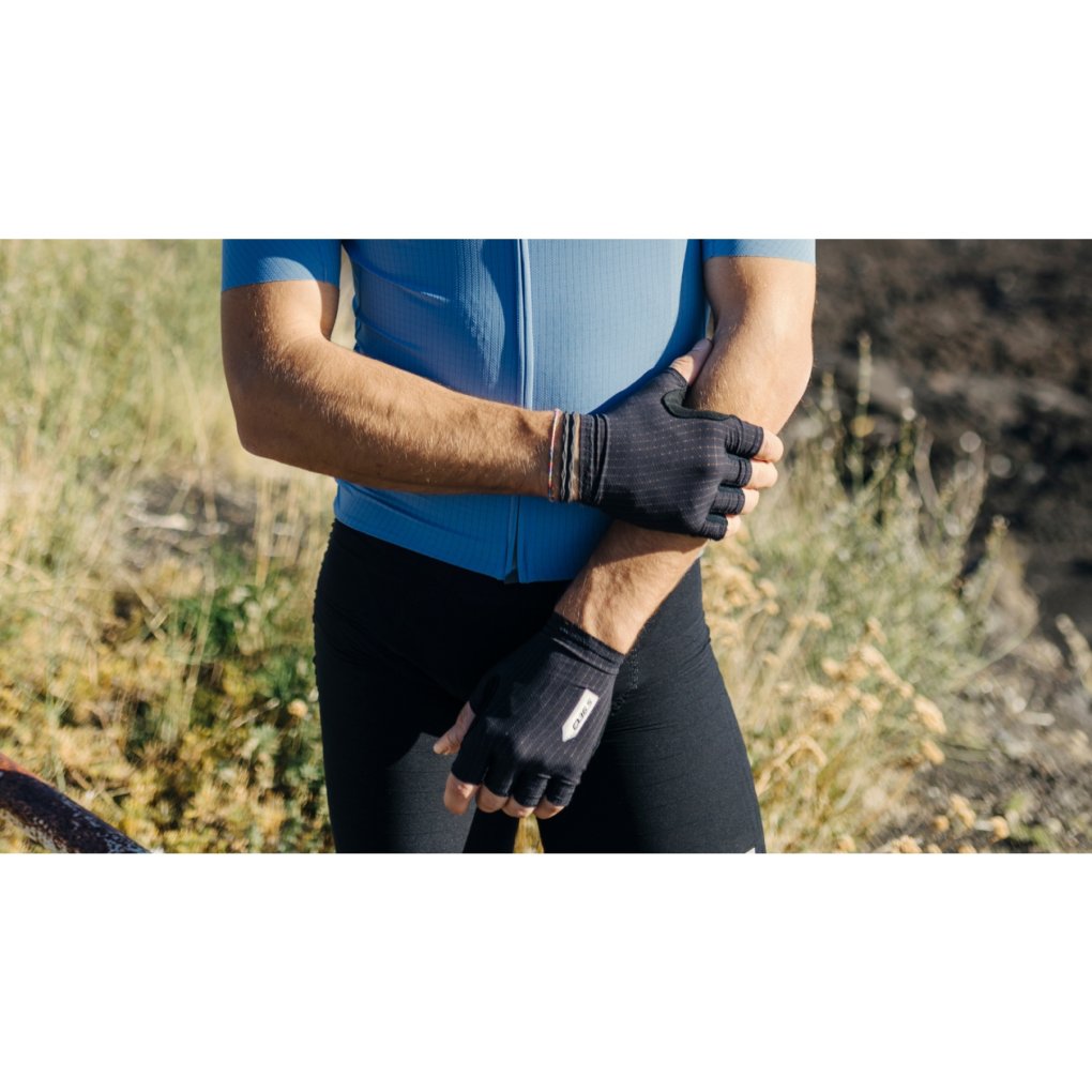 Q36.5 Pinstripe Summer Cycling Gloves - black