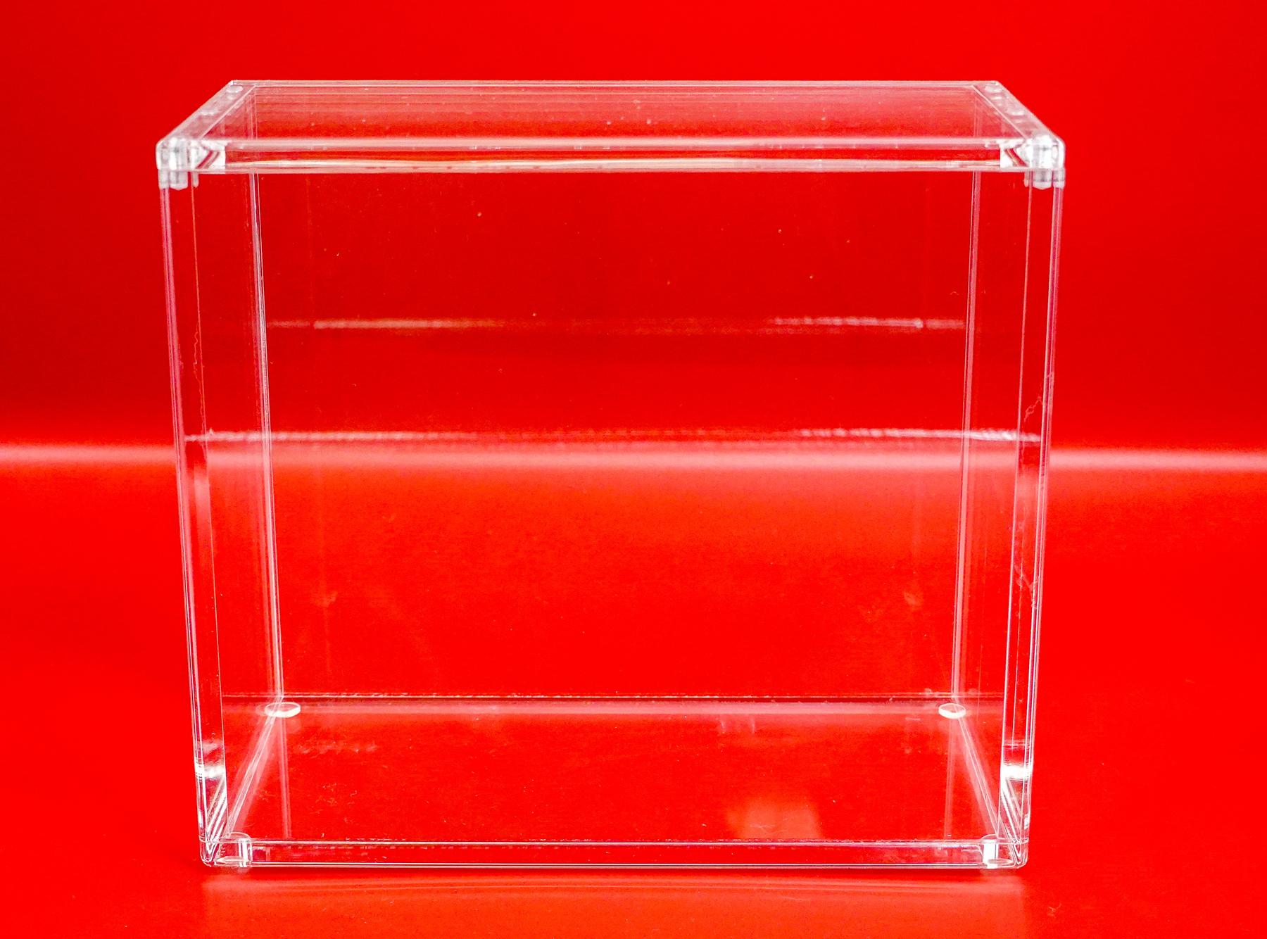 Acrylic UV Safe Display (VXS 1052)