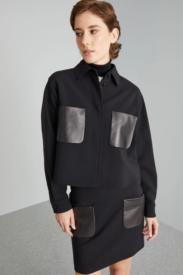 Boxy jacket with pockets - BLACK