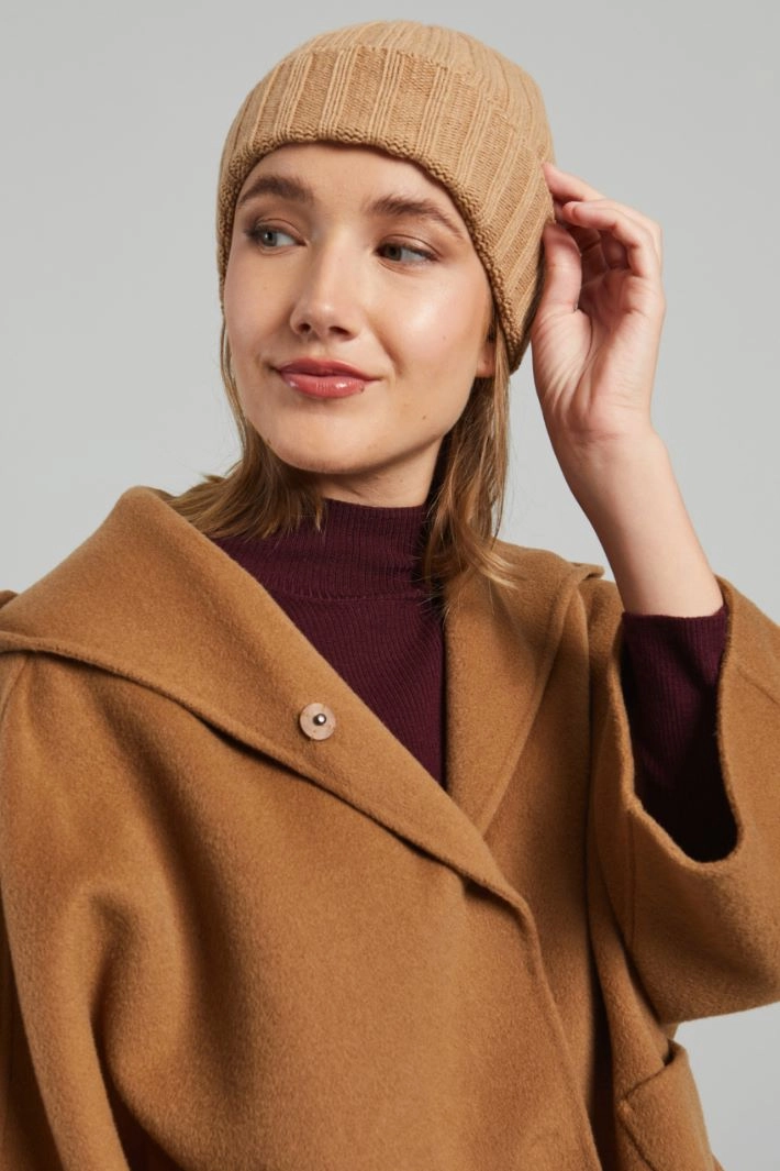 Turn-up beanie hat - CAMEL