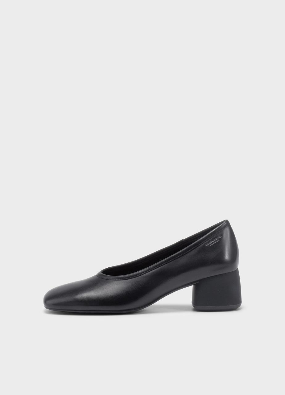 Livia Pumps